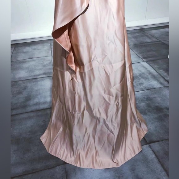 US 4 Marchesa Notte Collection Strapless Ruffle Gown NWT - Picture 7 of 13